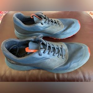 Arcteryx Norvan LD athletic shoes